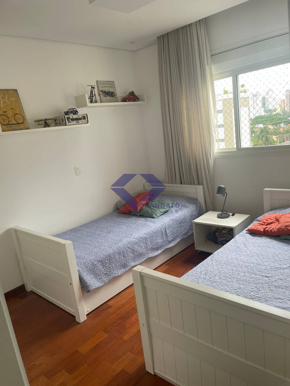 Apartamento à venda com 3 quartos, 220m² - Foto 17