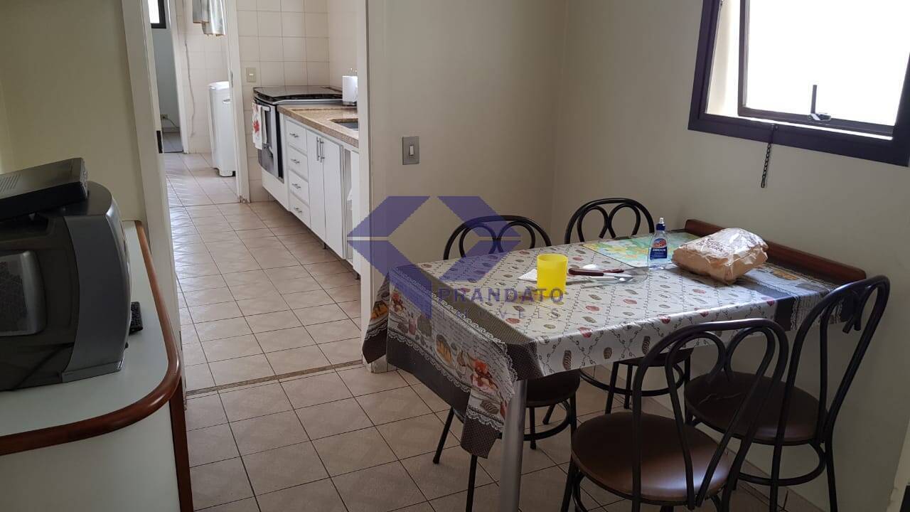 Apartamento à venda com 4 quartos, 194m² - Foto 8