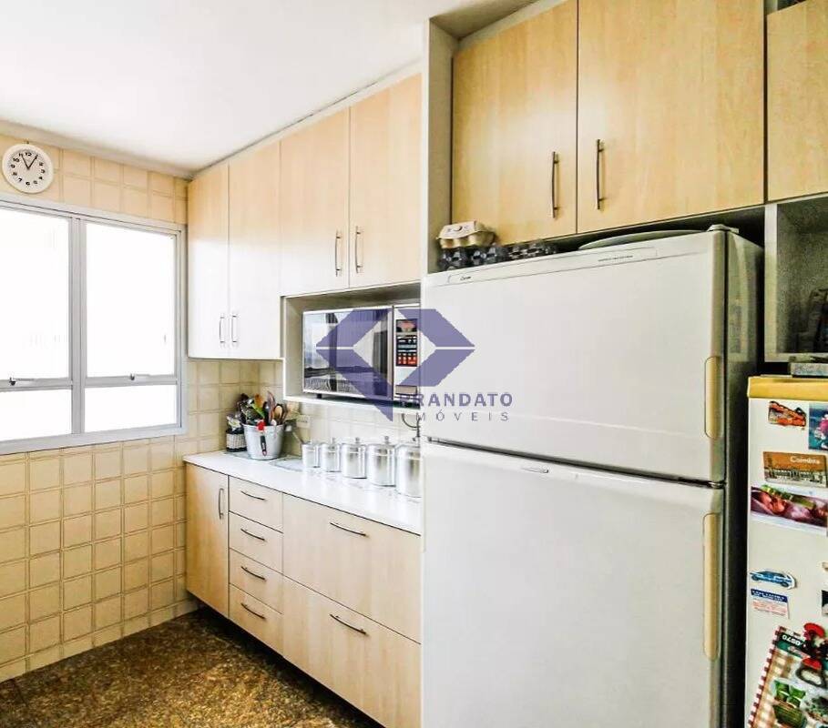 Apartamento à venda com 4 quartos, 230m² - Foto 9