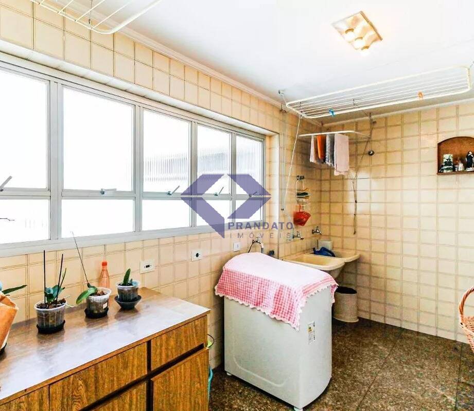 Apartamento à venda com 4 quartos, 230m² - Foto 25