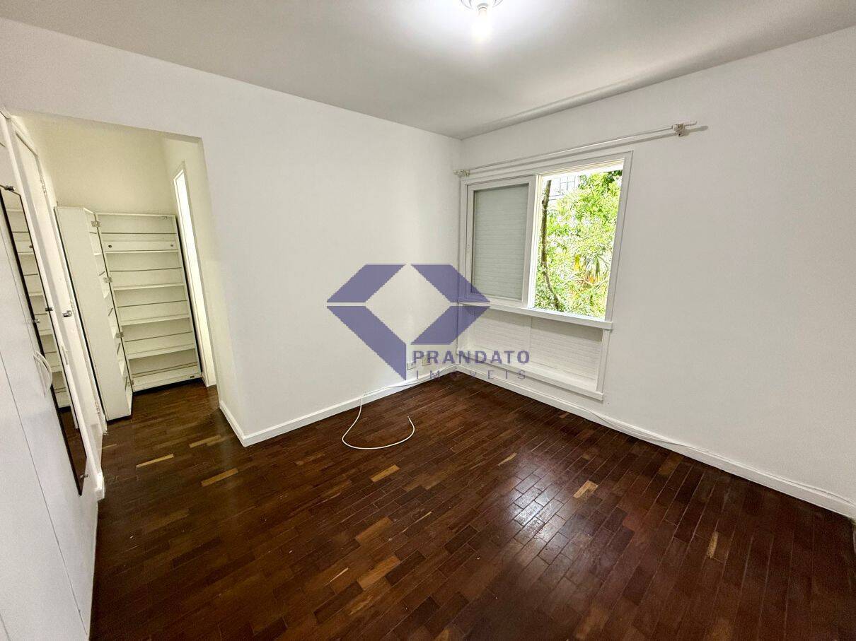 Apartamento à venda com 3 quartos, 113m² - Foto 3