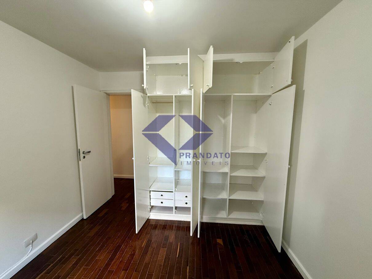 Apartamento à venda com 3 quartos, 113m² - Foto 4