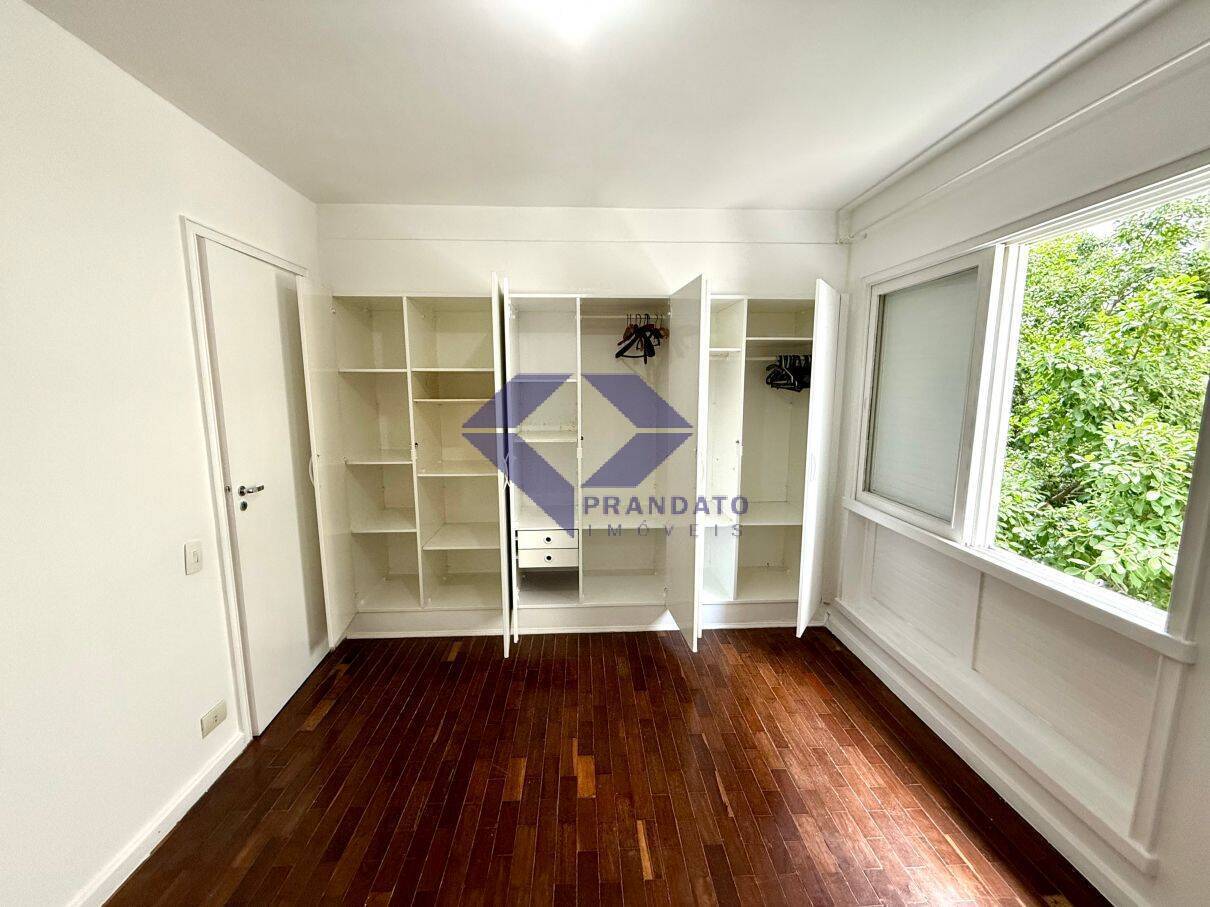 Apartamento à venda com 3 quartos, 113m² - Foto 8