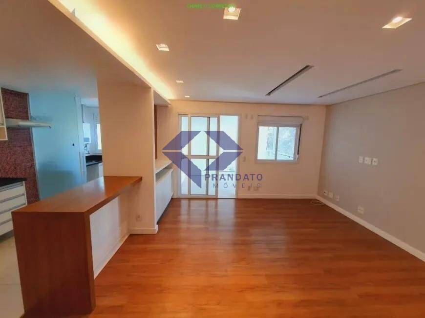 Apartamento à venda com 2 quartos, 66m² - Foto 2