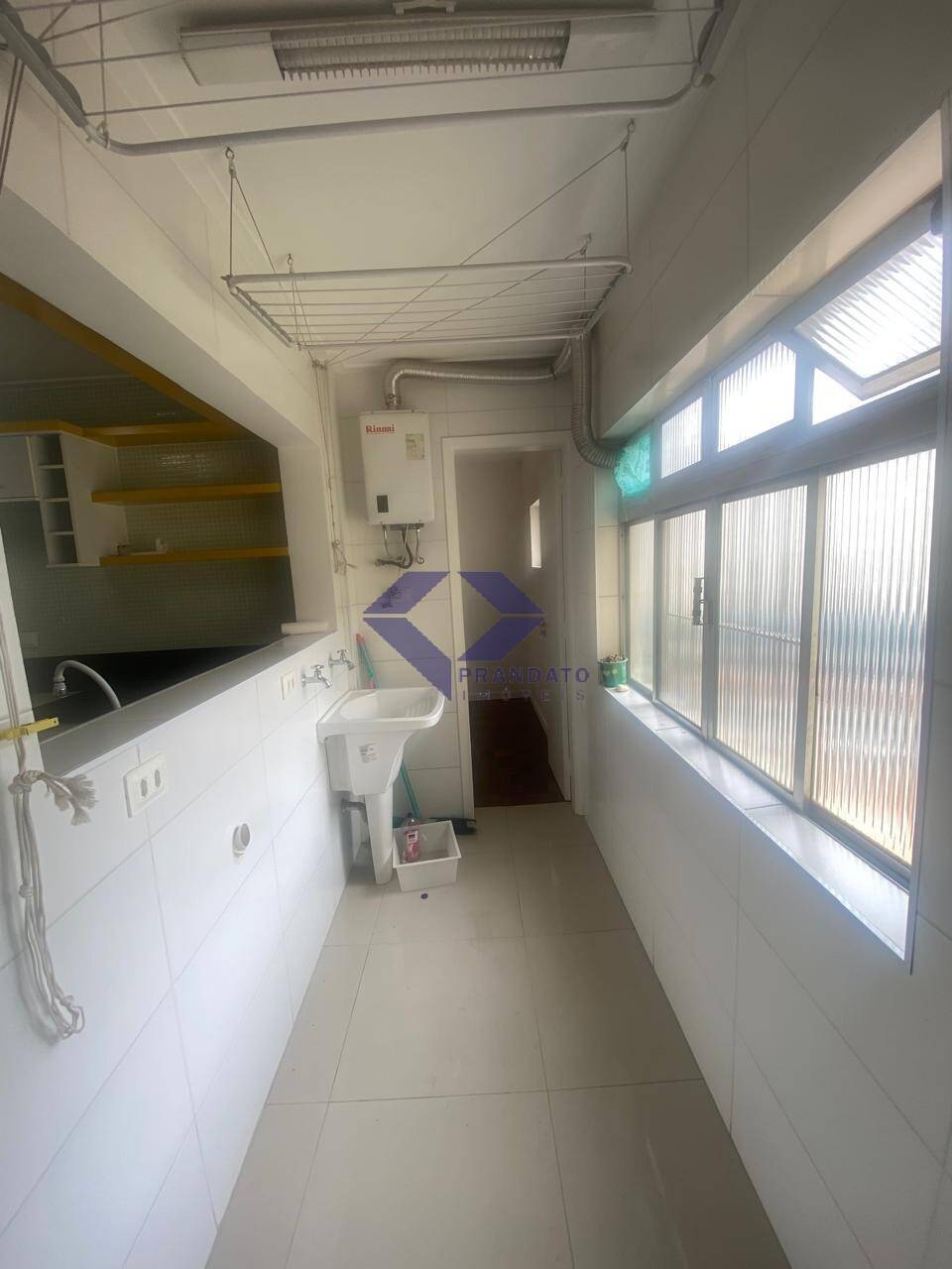 Apartamento à venda com 3 quartos, 140m² - Foto 6