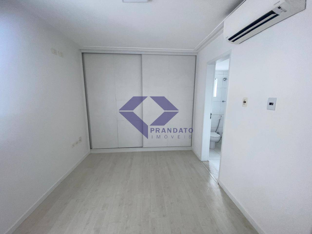 Apartamento à venda com 3 quartos, 140m² - Foto 30