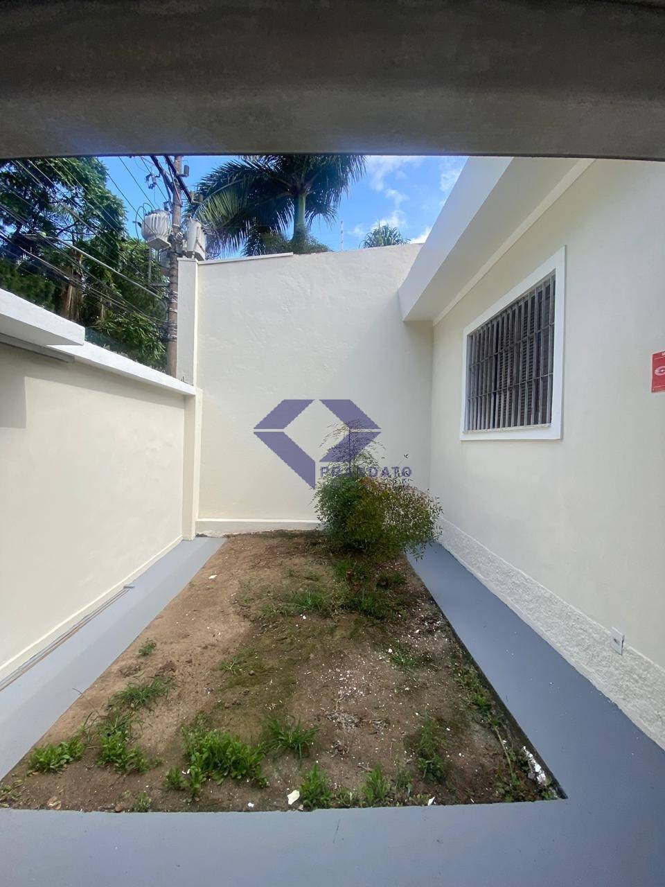 Casa à venda com 2 quartos, 160m² - Foto 4