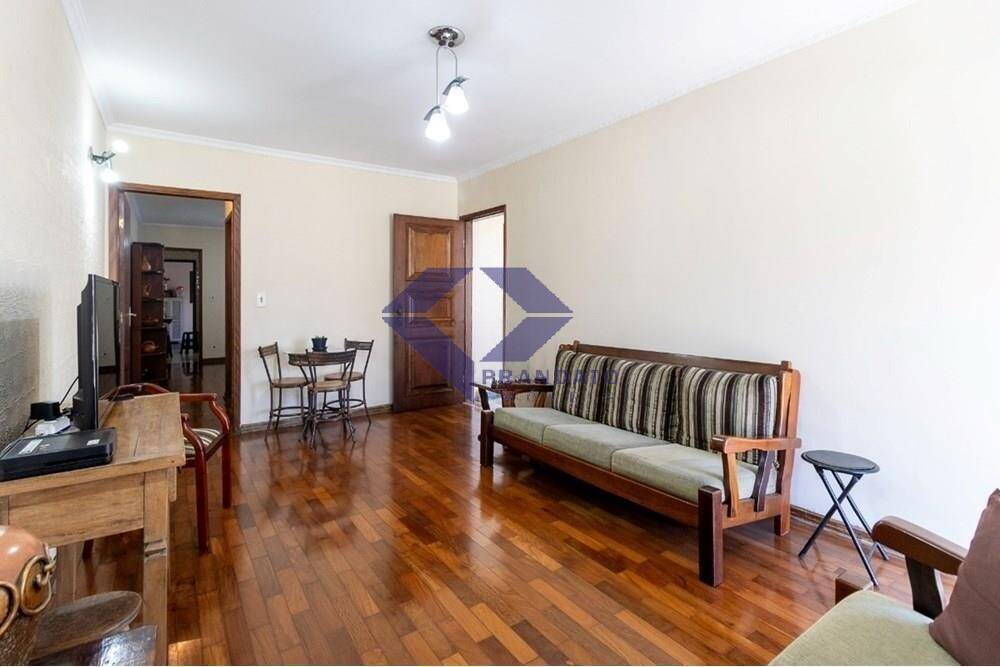 Casa à venda com 2 quartos, 150m² - Foto 2