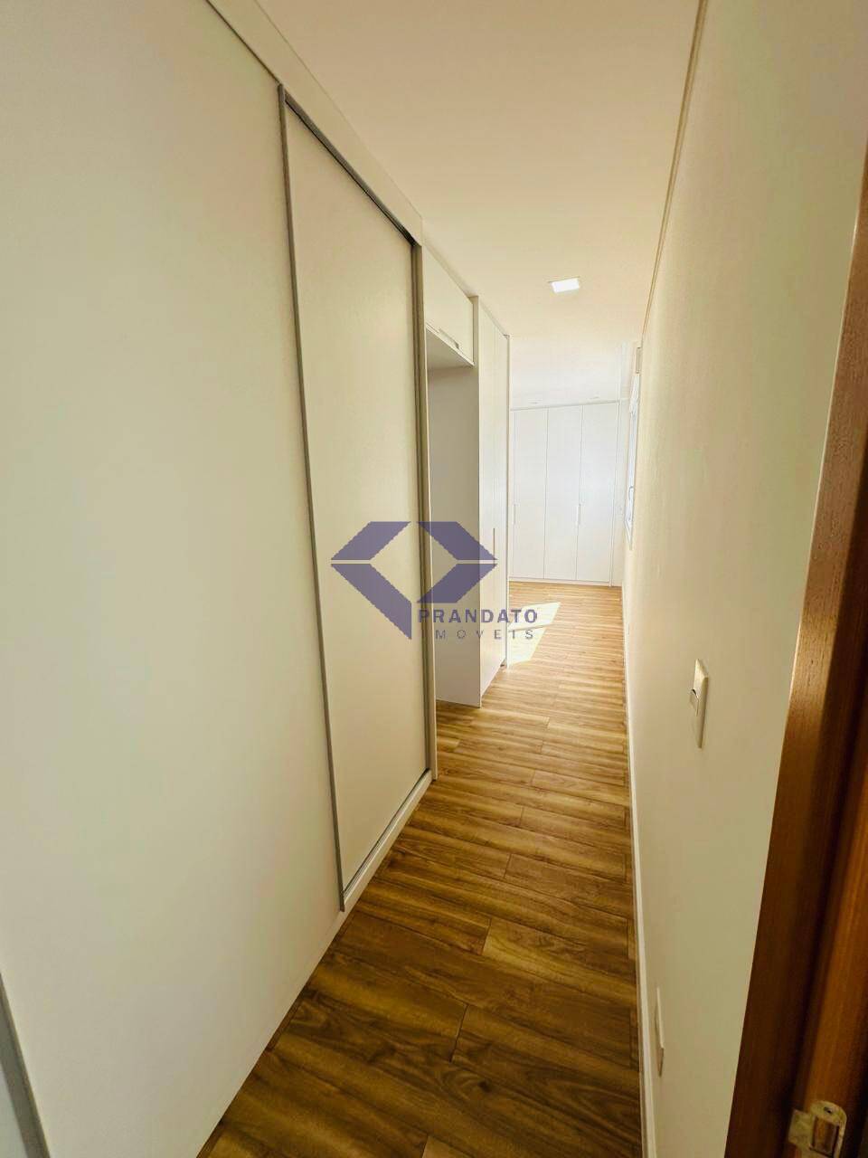 Casa à venda com 4 quartos, 365m² - Foto 11