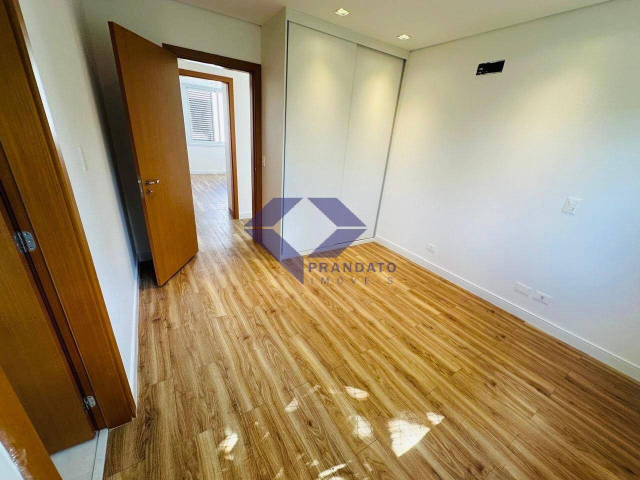 Casa à venda com 4 quartos, 365m² - Foto 17