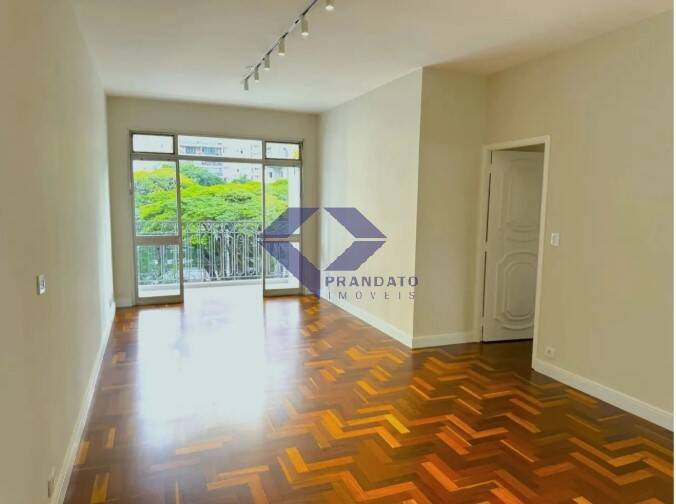 Apartamento à venda com 3 quartos, 122m² - Foto 1