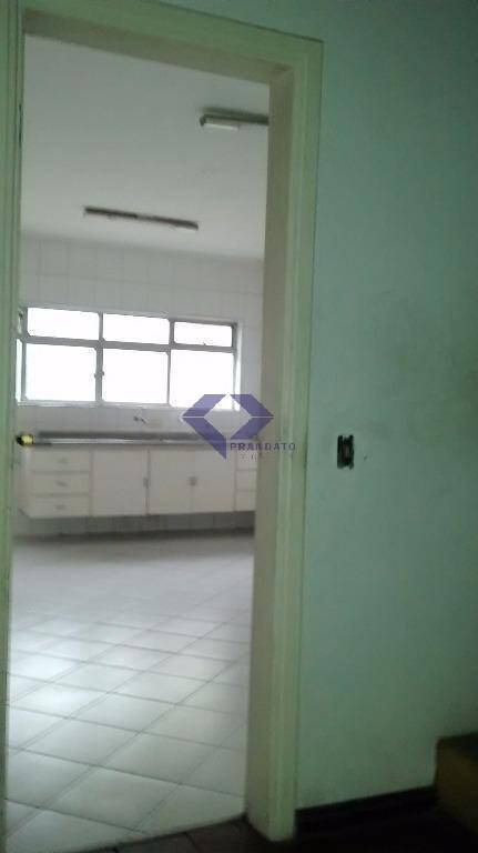 Sobrado à venda com 4 quartos, 302m² - Foto 7